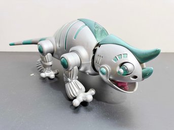 Trendmasters Muy Loco Cyber Chameleon Robot Pet