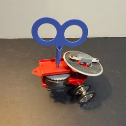 Kikkerland Sparklz Wind-Up Toy