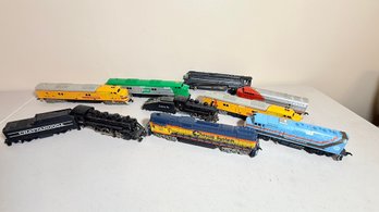 Vintage HO Scale Model Train Locomotives And Tenders