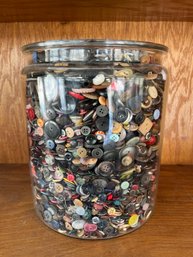 Large Button Lot - No Lid