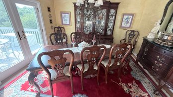 Exquisite 9-Piece Vintage Mahogany Queen Anne Dining Set