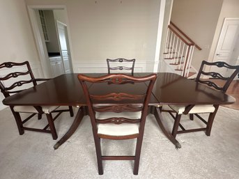Mahogany 4 - 8 Table