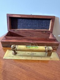 Vintage Brass 6 Inch Leveler