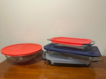 Pyrex Assorted Tupperware