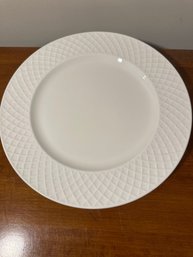Set Of 4 Mikasa Dinner Plates