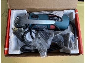 Bosch 4 1/2' Grinder With Box