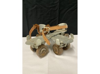 Vintage Adjustable Roller Skates  - Union Hardware Company #5