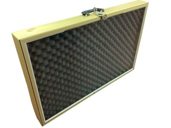 Allstate Manu. Co. Portable Tabletop Display Case