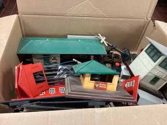 Lionel Tracks And Accessories- Random Lot