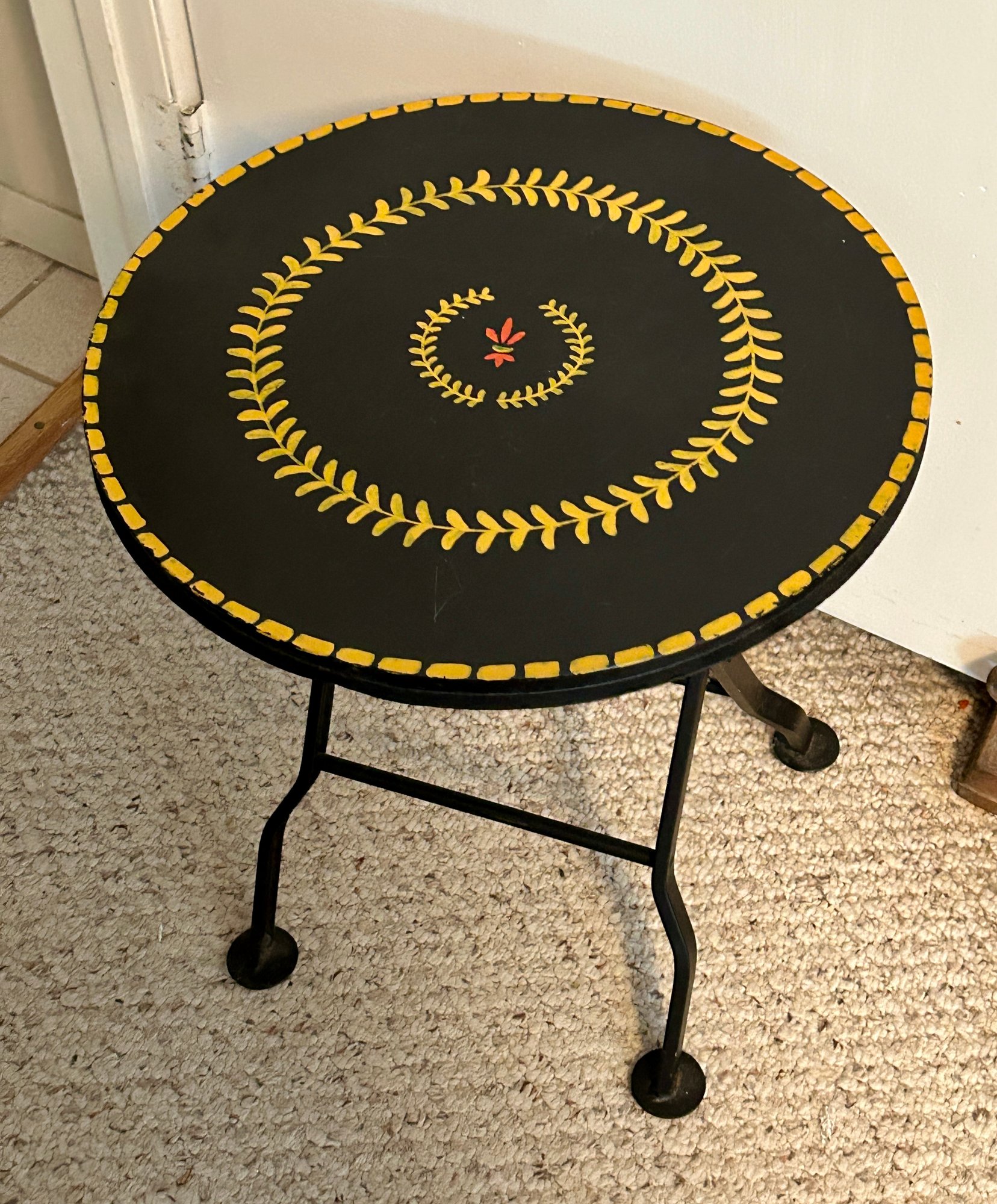 Beautiful Giltwood Style Metal Folding Table Wheat Sheaves Beautiful ...