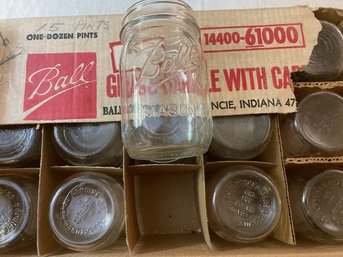 Box Of 15 Ball Mason Pint Jars - No Tops