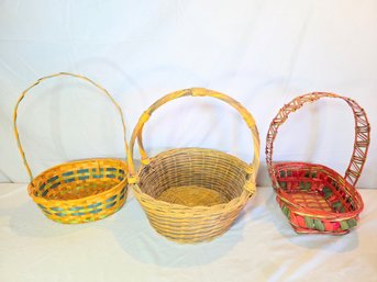 Vintage Colorful Easter Holiday Baskets