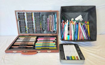 Colored Pencils And Drawing Art Set