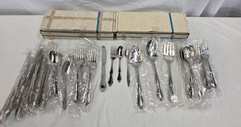 New Old Stock Betty Crocker Oneida Chatelaine Flatware Service For 8