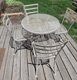 Metal Mesh Patio Table And 4 Chairs