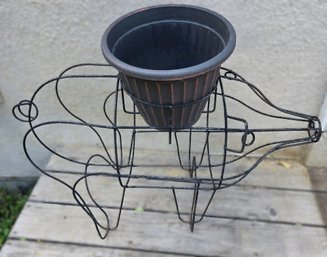 Black Iron Wire Pig Plant Stand - Holder