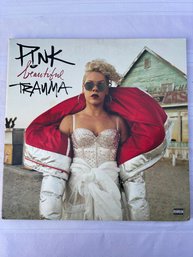 PINK Beautiful Trauma 2016