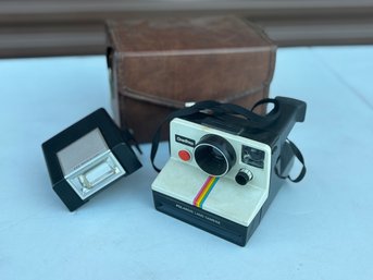 Vintage Polaroid SX-70 Land Camera With Flash Unit And Carrying Case
