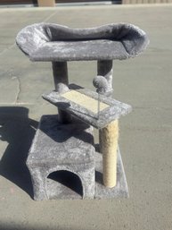 Cat Condos Pagoda Cat House (like New)