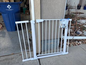 Dog Gates (2)
