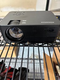 Roconia 5G WiFi Bluetooth Native 1080P Movie Projector