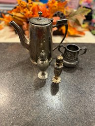 Silver Plated Tea Pot/pewter Salt And Pepper
