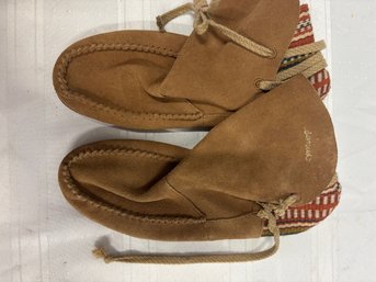 Ladies Shoes/boots/moccasins
