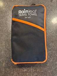 *Rainleaf Travel Towel And Case