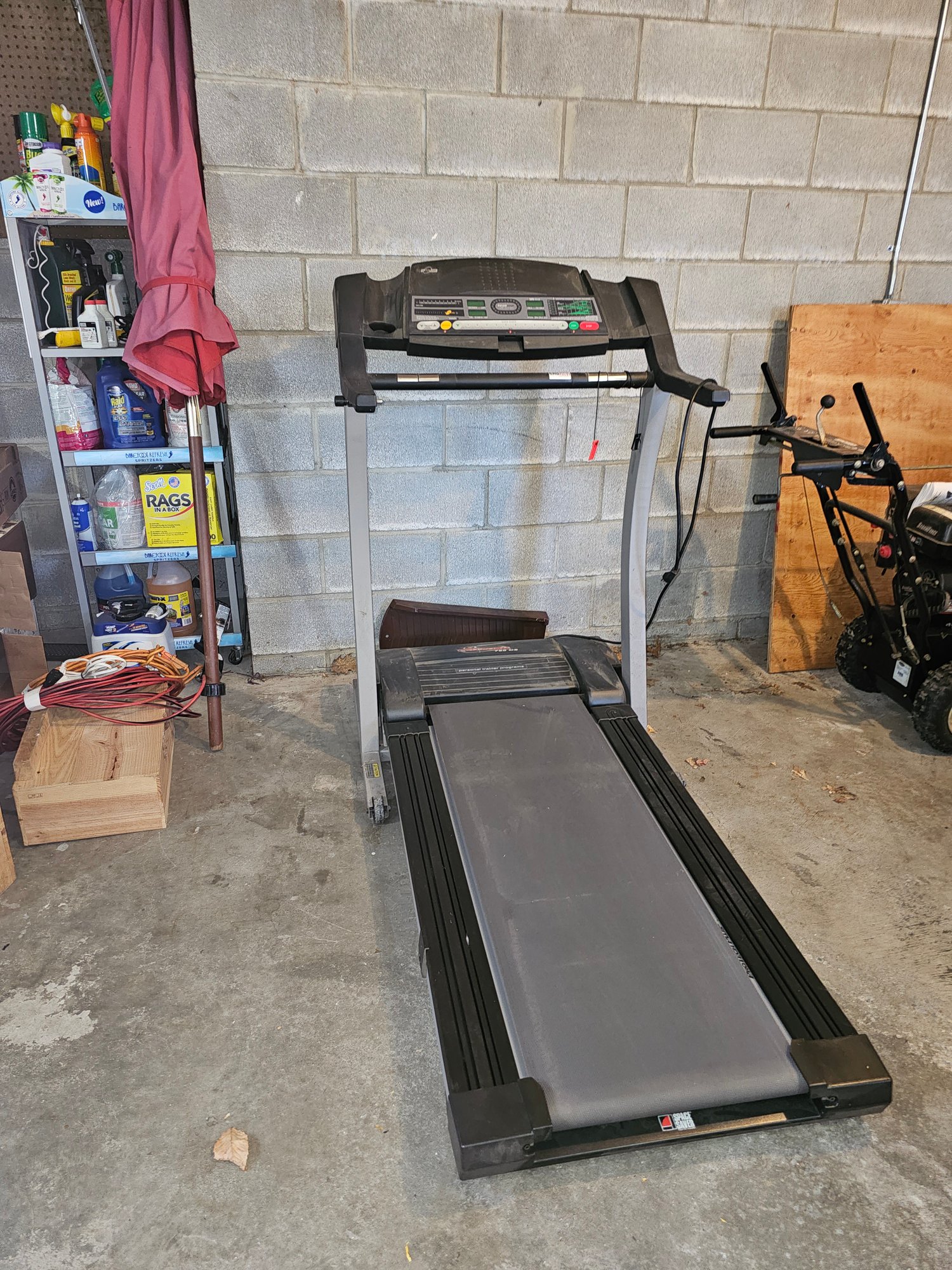 Proform 735cs Proform 755CS Treadmill #9212 | Auctionninja.com
