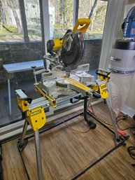 Dewalt Model DWX724 Compact Miter Saw And Stand