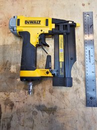 Dewalt DWFP2350 Pin Nailer