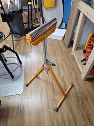 Bora Pedestal Roller
