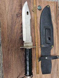 Hunting Knife With Accessories In Handle