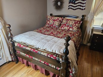 Three Piece Bedroom Set (B)