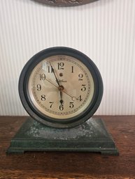 Small Techron Mantle Clock