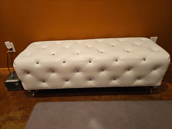 Tufted Leather Or Similar Material White Bench Seat