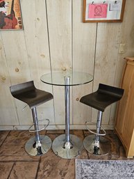 Modern Style Stools And Cafe Table