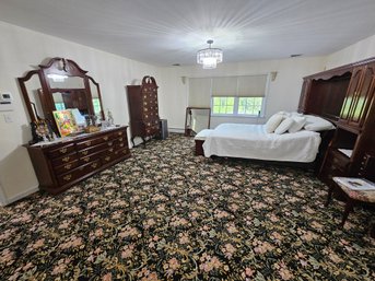 Master Bedroom Power Bed And Surround