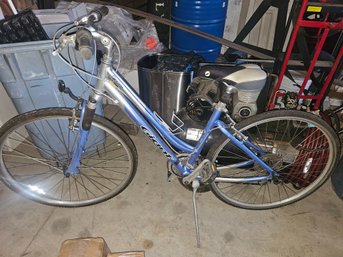 Giant Cypress Ladies Bike