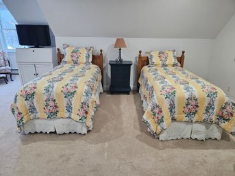 Pair Of Twin Beds With Linens, Nightstand And Lamp