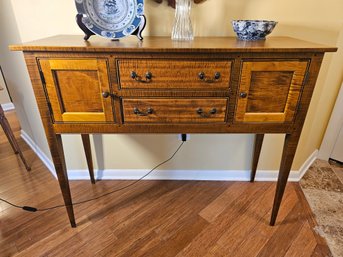 Tiger Maple Hepplewhite Style Huntboard American Server