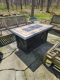 Outdoor Propane Fire Pit/table
