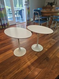 Knoll Style Pedestal Side Tables