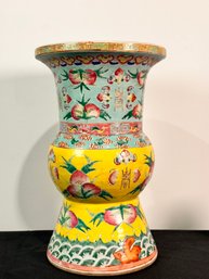 Chinese Porcelain Famille Rose Spit Pot