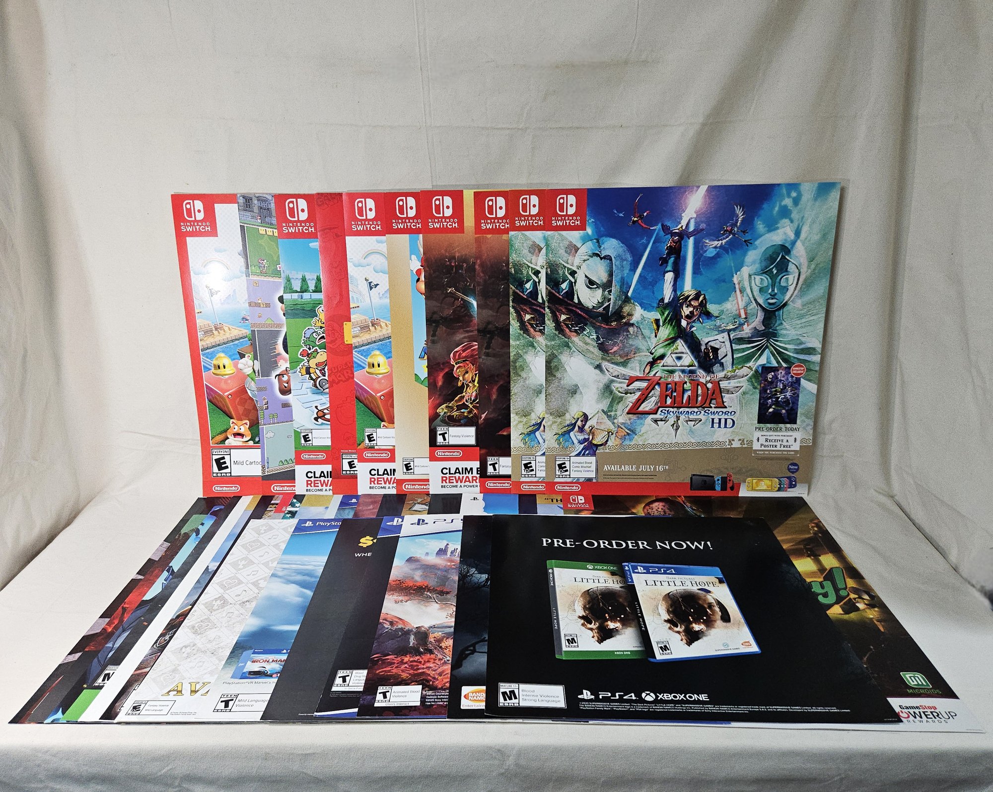Assorted Nintendo & Playstation Video Game Store Advertising Display ...
