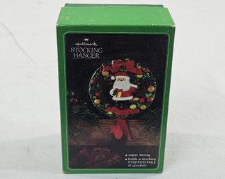 1982 Hallmark Della Robia Santa Wreath Stocking Hanger