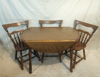 Vintage E.R. Buck Round Drop Leaf Maple Wood Table & Chairs