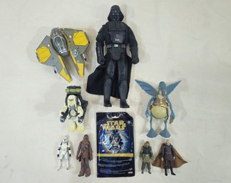Assorted 1990/2000 Hasbro Star Wars Action Figure Toys Group