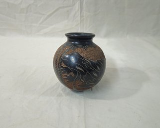 Nicaraguan Folk Art Pottery Frog Vase