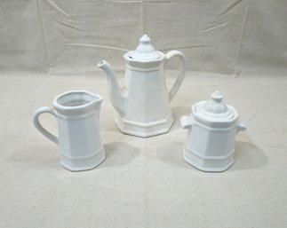 Vintage Pfaltzgraff White Heritage Coffee Pot, Creamer, & Sugar Set Group